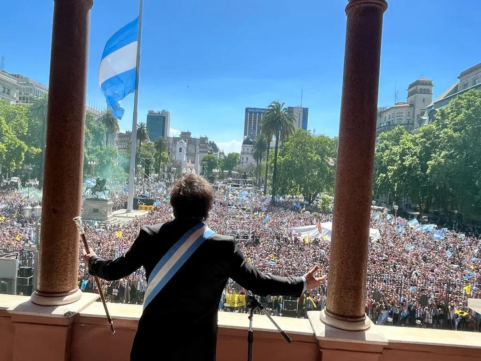 Sigue subiendo la imagen negativa de Milei.