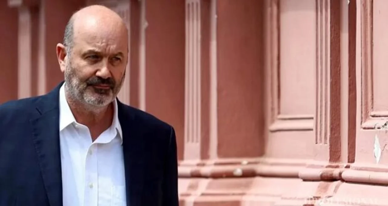 Sturzenegger le respondió a su ex jefe Mauricio Macri por las críticas al Gobierno: “Lo que Mauricio no logró en 4 años, Milei lo hizo en un mes”