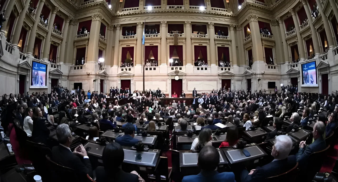 Cámara de Diputados comenzó a discutir el proyecto conocido como Ficha Limpia