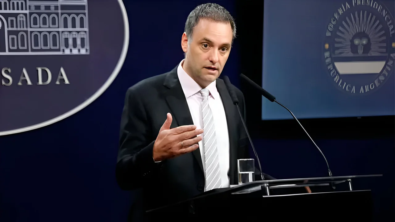 Manuel Adorni: "Prefiero tener desigualdad y no ser iguales donde todos seamos pobres”