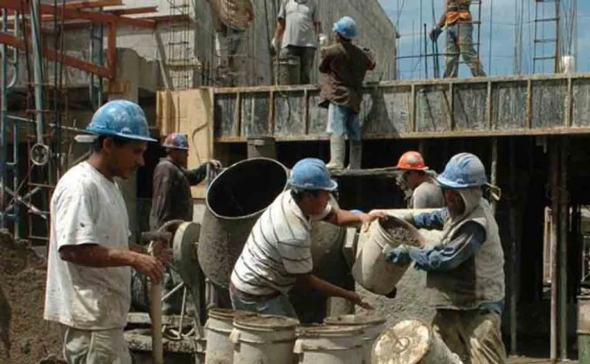 El salario real mejoró en junio por tercer mes al hilo, pero sigue debajo de noviembre