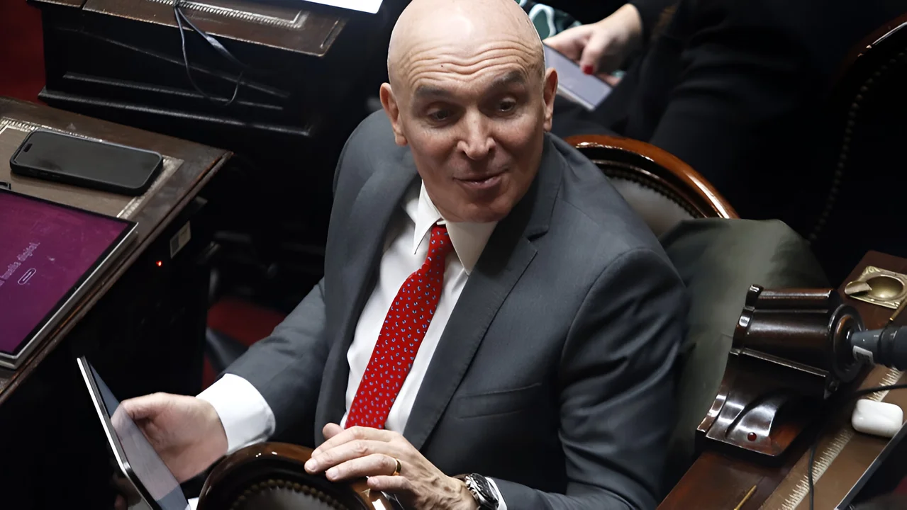 Espert reconsidera su candidatura en 2025 la economía y el control
