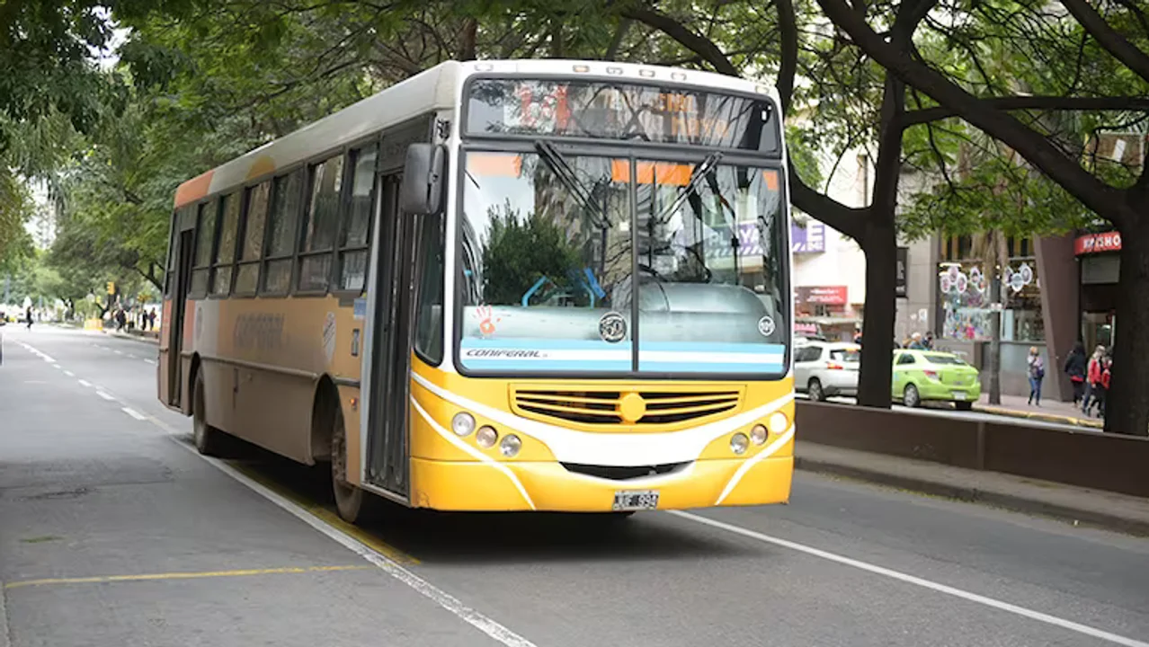 Paro de colectivos para el jueves y viernes .