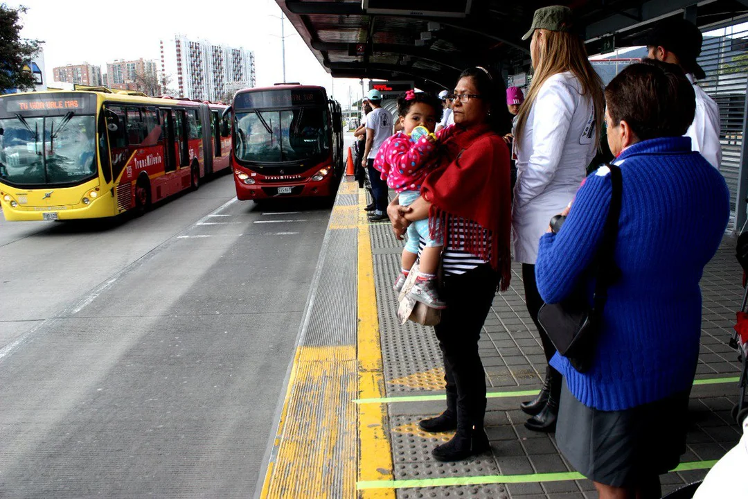  Los sindicatos del transporte impulsan un paro nacional de 24 horas para el 17 de octubre.