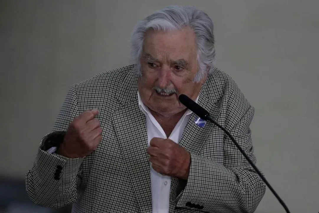 José "Pepe" Mujica Internado en Montevideo Tras Tratamiento Contra Cáncer