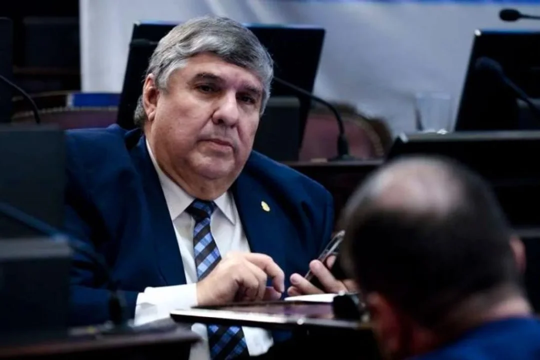 José Mayans confrontó a Cristina Kirchner con una contundente chicana sobre Alberto Fernández.