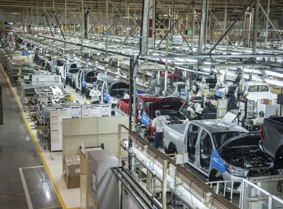 Una automotriz redujo los precios de sus vehículos debido a la disminución del impuesto PAIS y condicionó al mercado con esta medida.