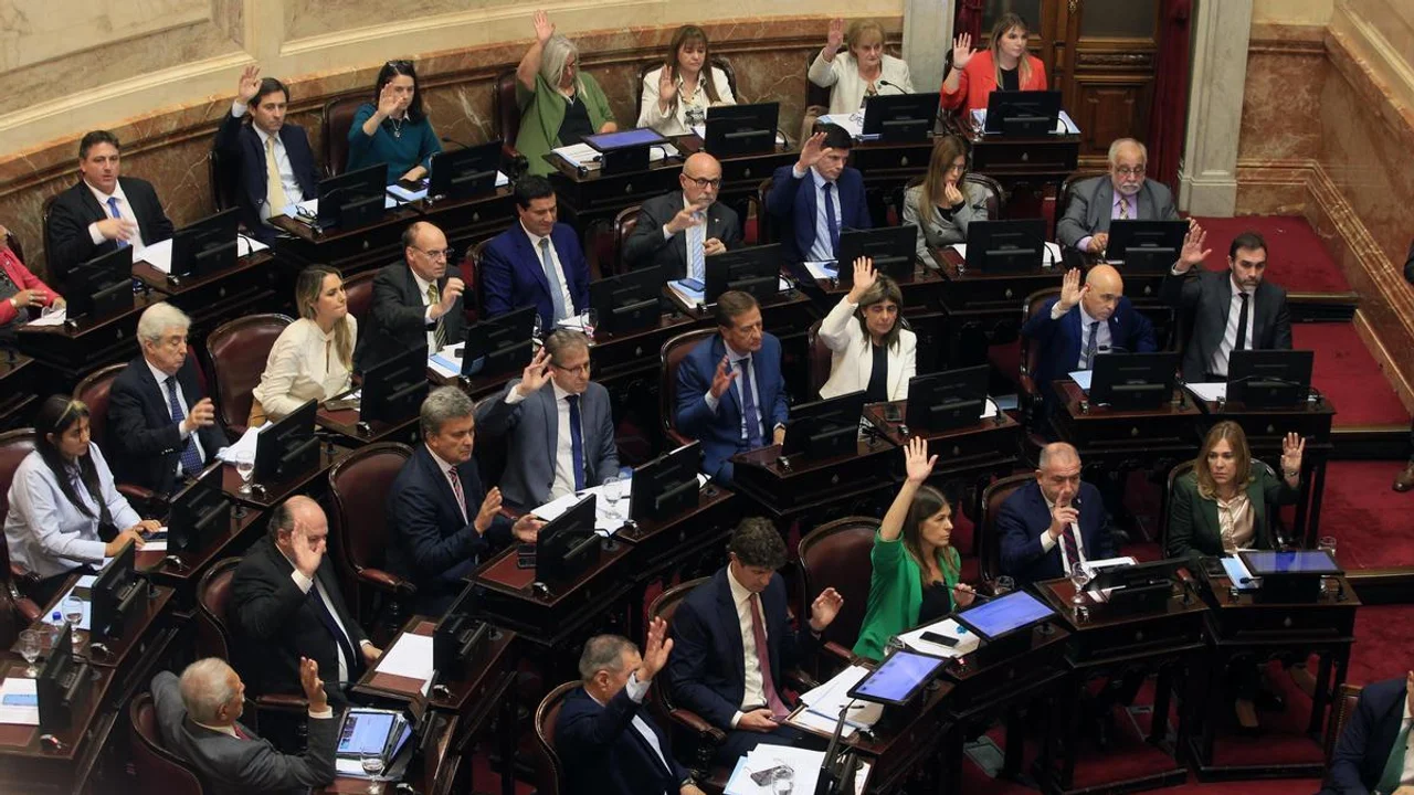 El peronismo quedo solo en el reciento.