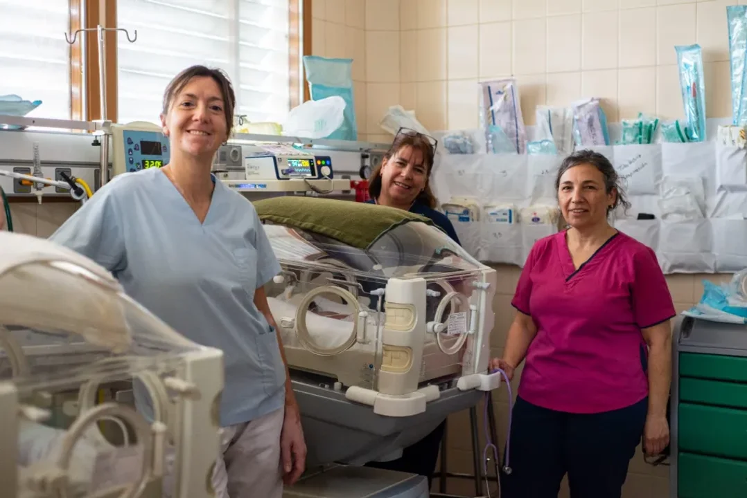 El Servicio de Neonatología del Hospital Municipal asistió un parto gemelar prematuro