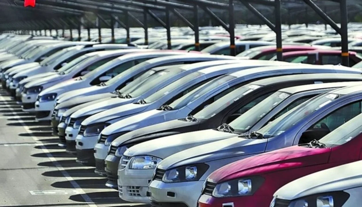 El blanqueo permitirá comprar autos, celulares y más sin multas