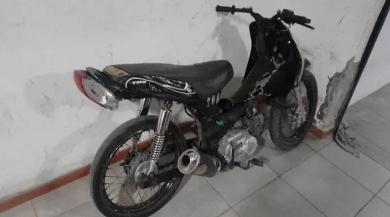 Secuestran moto y detienen a conductor en operativo policial