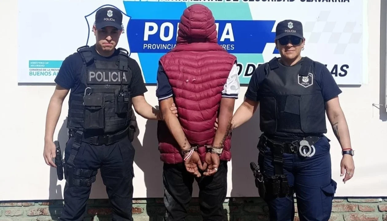 Joven detenido con arma y marihuana en una obra en construcción