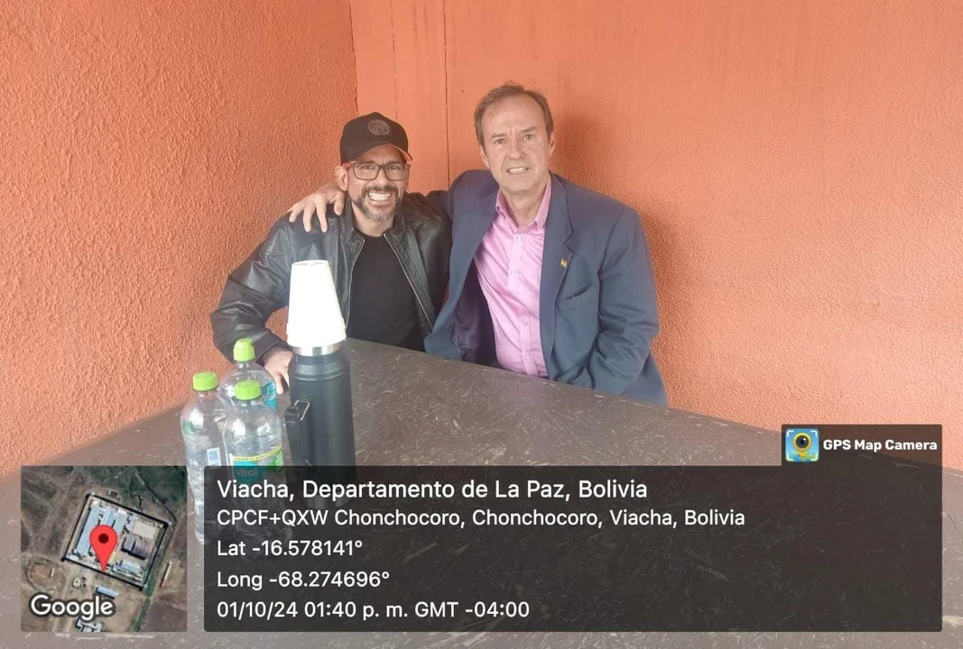 Tuto Quiroga visita a Camacho en Chonchocoro para discutir una eventual alianza electoral