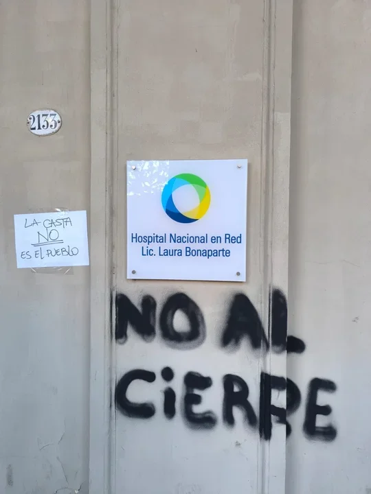 La Justicia exige explicaciones al Ministerio de Salud por el cierre del Hospital Bonaparte