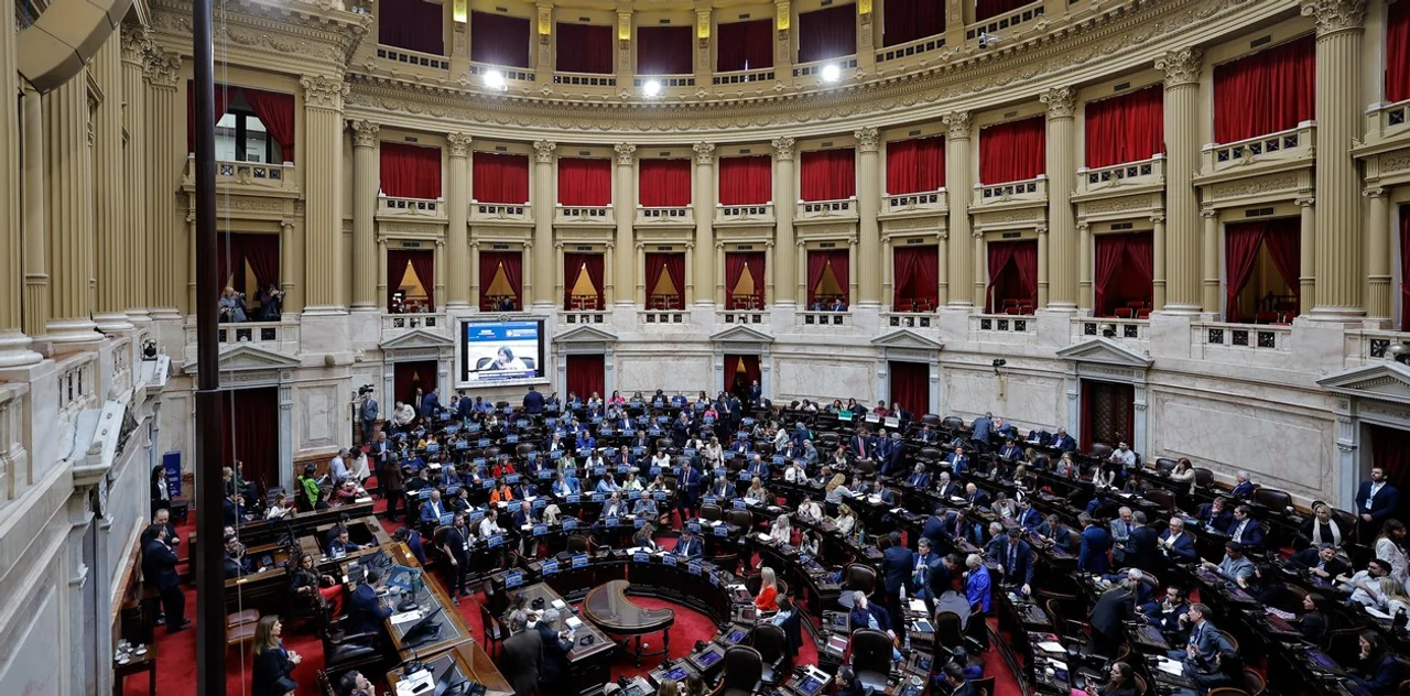 El Gobierno consiguió sostener el veto a la ley de financiamiento para las universidades