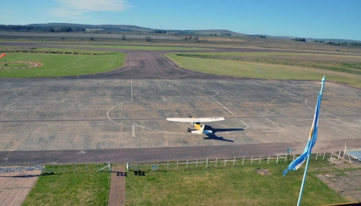 El Gobierno anunció que desde el próximo mes habrá conexión aérea entre Olavarría, Tandil y Aeroparque