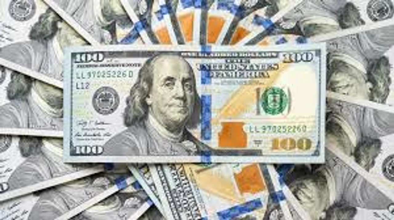 El dólar blue cerró este viernes 18 de octubre a $1.195 para la compra y $1.225 para la venta.