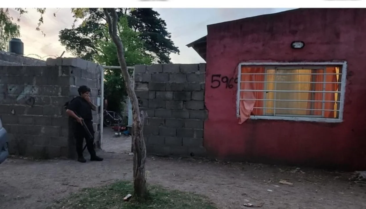 Jóvenes baleados: tres allanamientos y un imputado en la investigación