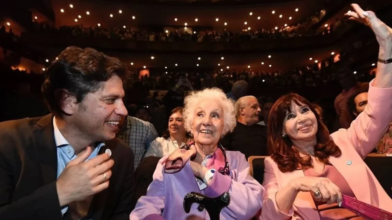 Axel Kicillof felicitó a Cristina Kirchner por su proclamación como titular del PJ
