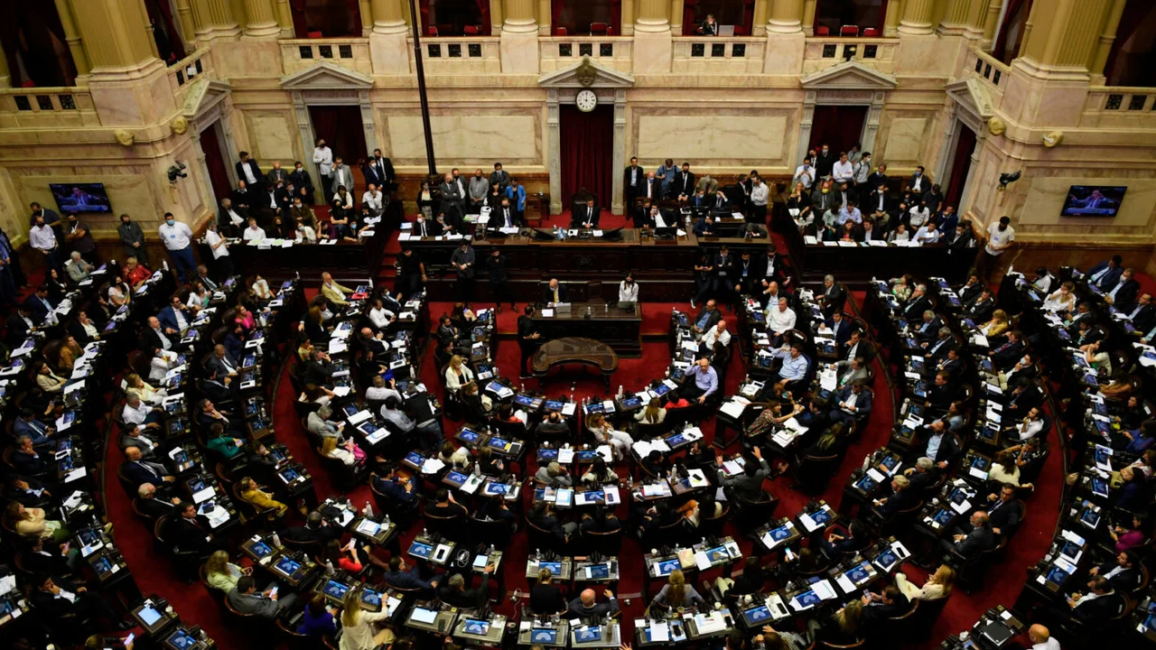 Diputados ausentes bloquean la ficha limpia: respaldo implícito a la corrupción K