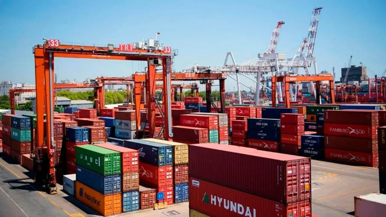 Las nuevas importaciones ya no pagarán el impuesto PAIS, que deja de existir.