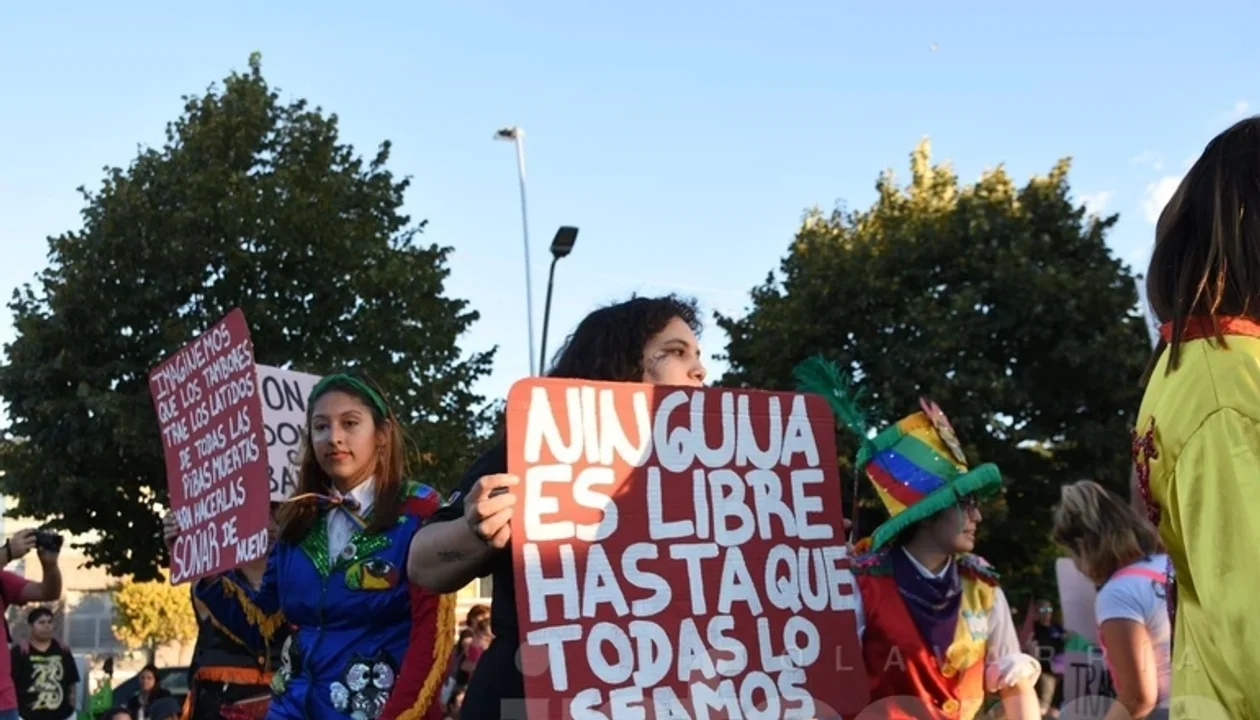 Convocan a un pañuelazo en el Paseo Jesús Mendía por el Día de la Eliminación de la Violencia contra la Mujer