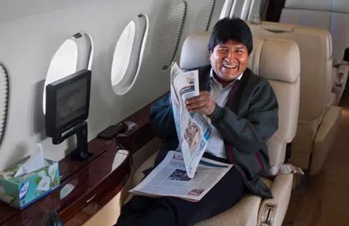 Evo Morales cuestiona “gasto innecesario” en el avión presidencial del gobierno