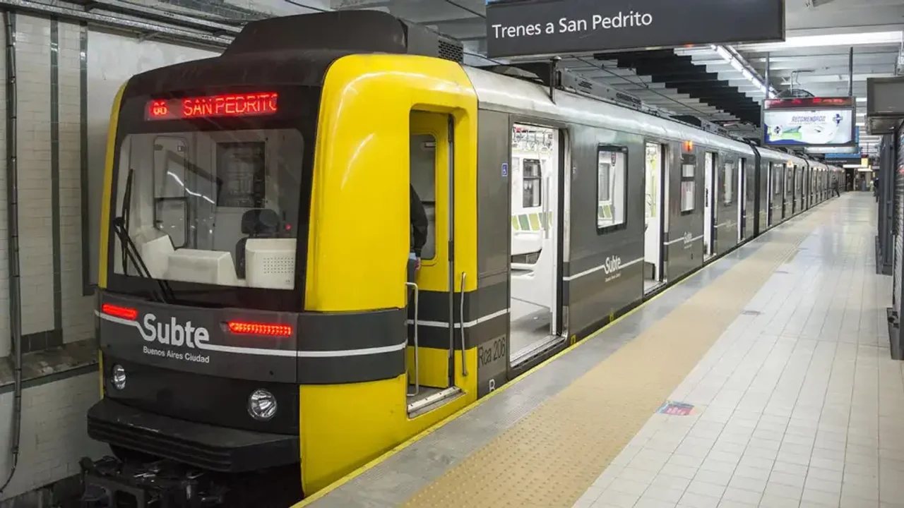 Cómo funcionarán los subtes, trenes, colectivos y taxis en Nochebuena y Navidad en el AMBA