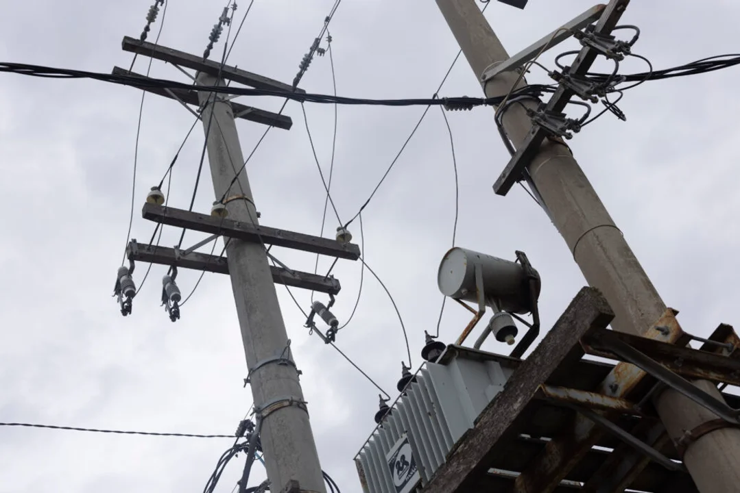Anunciaron los primeros aumentos de este 2025: luz, agua, gas, prepagas y combustibles