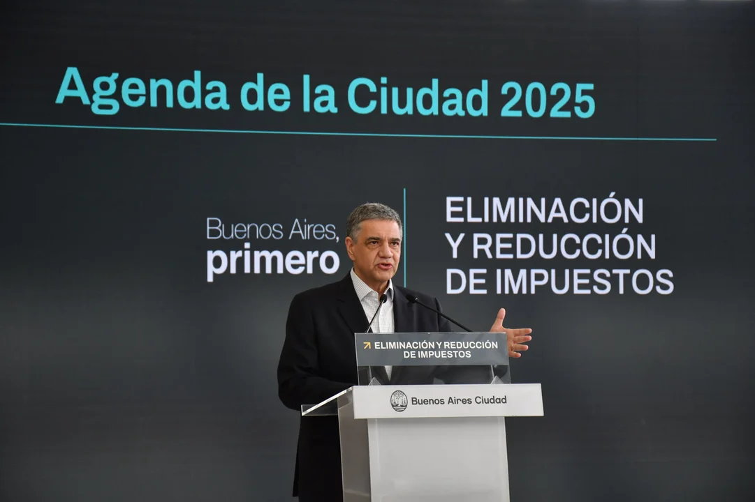 El gobierno de la Ciudad de Buenos Aires anunció la eliminación y reducción de impuestos para comerciantes, monotributistas y jubilados