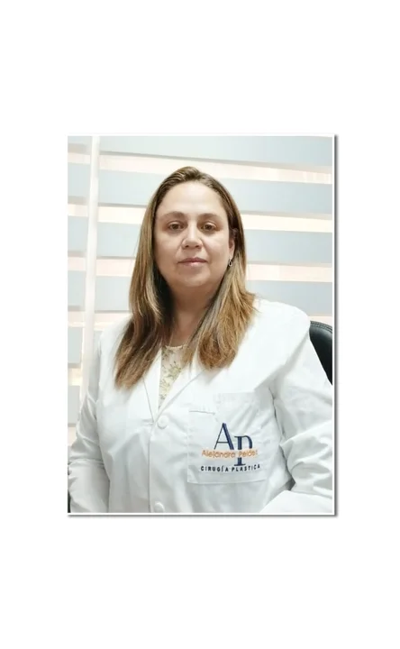 Dra. Alejandra Peláez.
