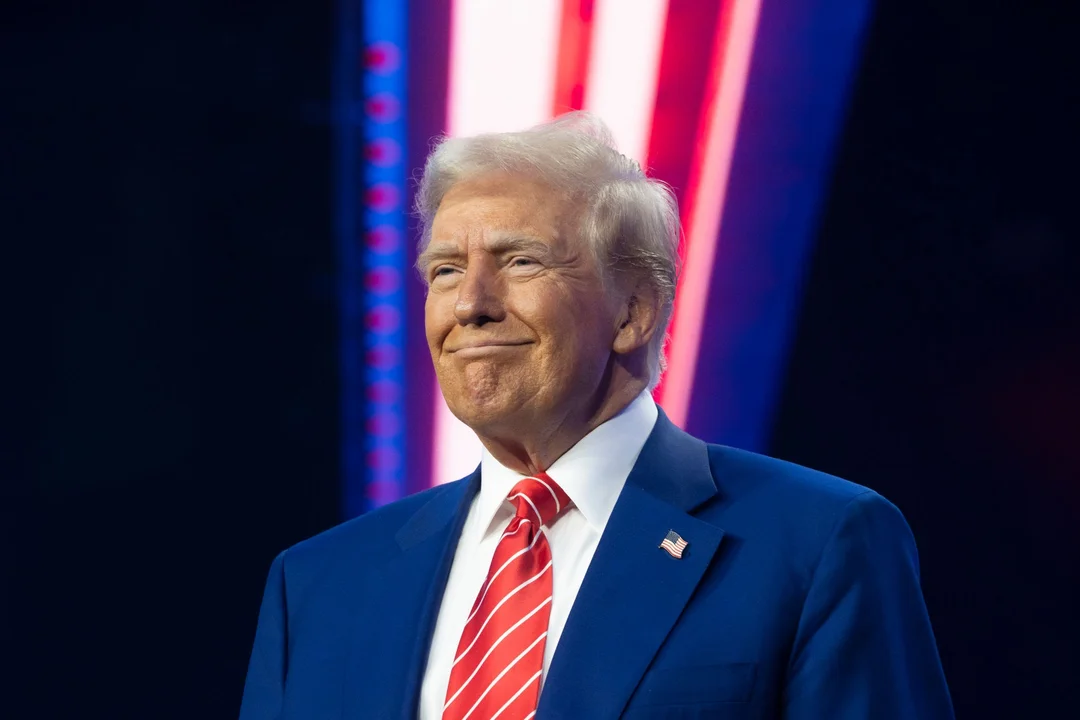 Donald Trump decreta aranceles del 25% a la importación de acero y aluminio