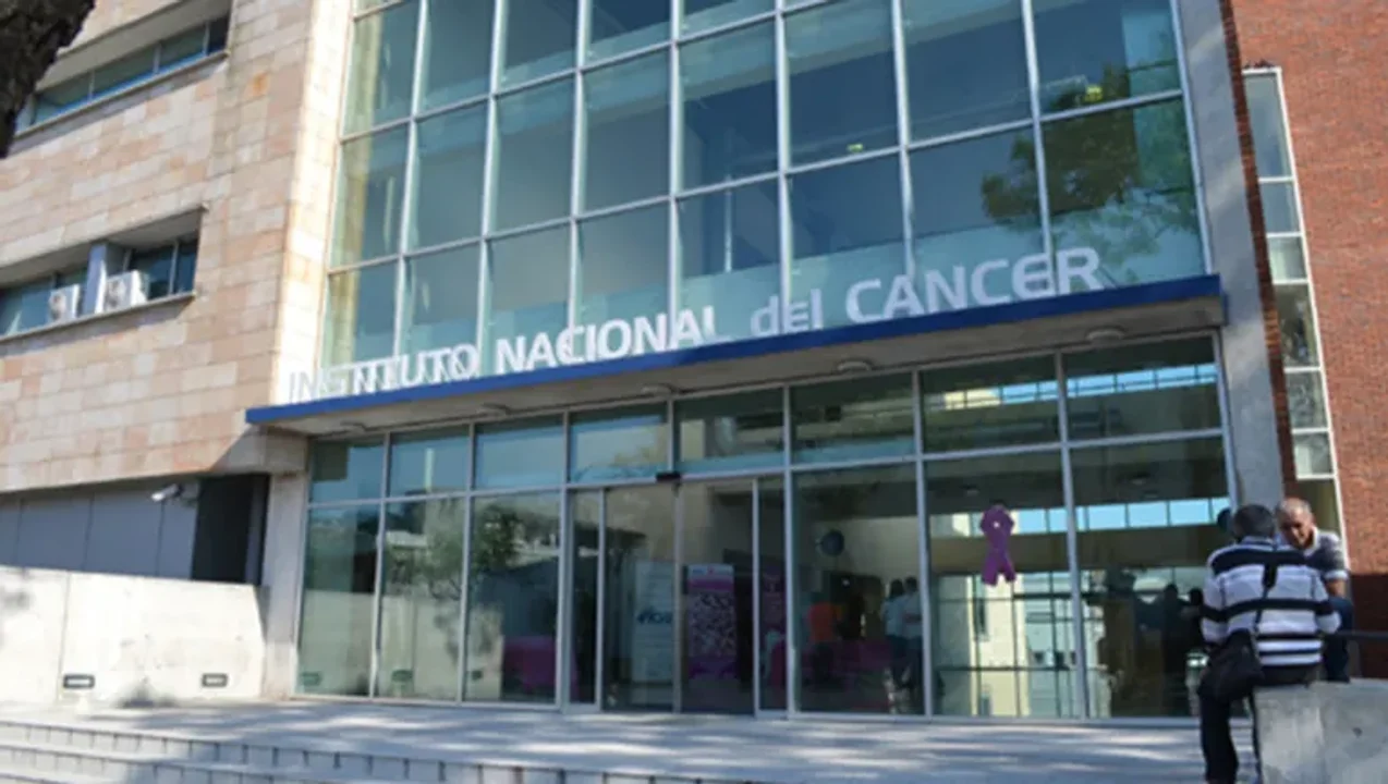 El Gobierno aplicó "motosierra" a las funciones del Instituto Nacional del Cáncer y desarticuló el Programa de Cuidados Paliativos