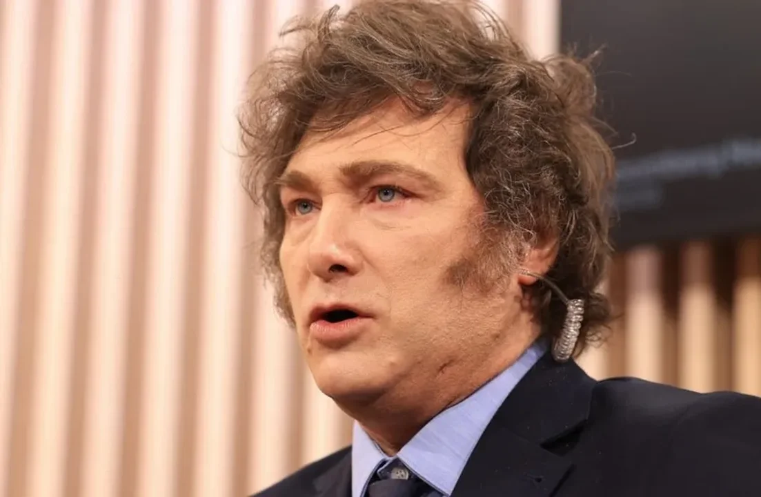 De acuerdo con una encuesta, para más de la mitad de los porteños, la imagen del gobierno de Javier Milei es negativa