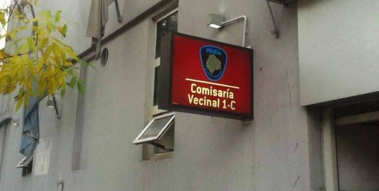 Refuerzan la seguridad en dos comisarías porteñas para prevenir la fuga de 90 presos durante el apagón