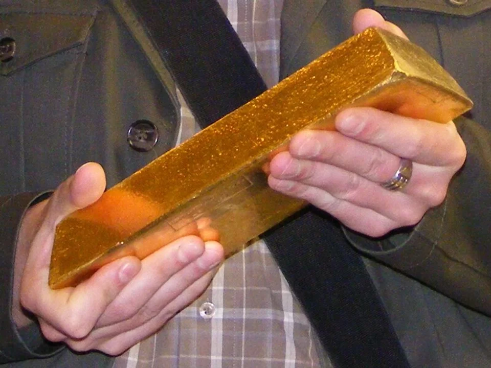 El precio del oro superó los US$3,200 y anota un nuevo récord.