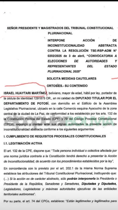 Diputado Israel Huaytari presenta acción de inconstitucionalidad contra la convocatoria electoral 2025 y exige paridad en duplas presidenciales