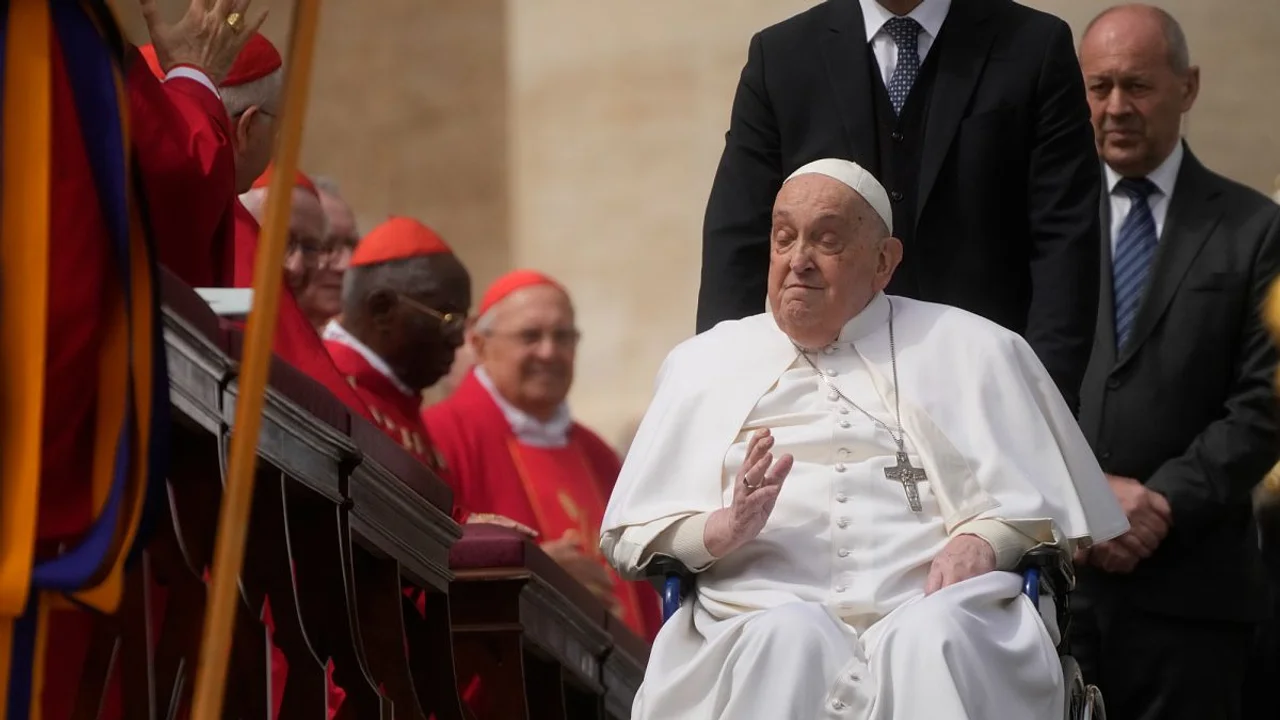 El Gobierno estableció un duelo nacional de siete días tras el fallecimiento de Francisco