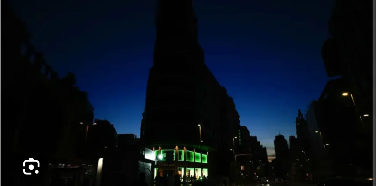 Apagón en los Países Bajos deja sin luz a 20,000 hogares.