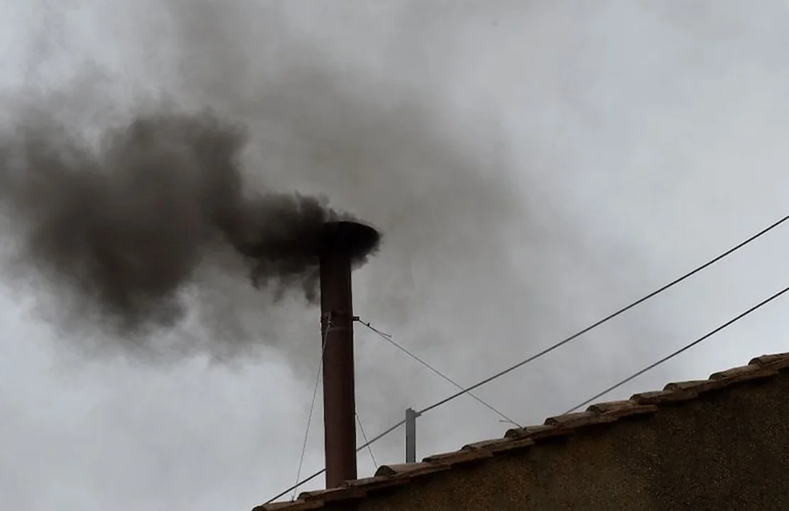 Humo negro, aún sin Papá.