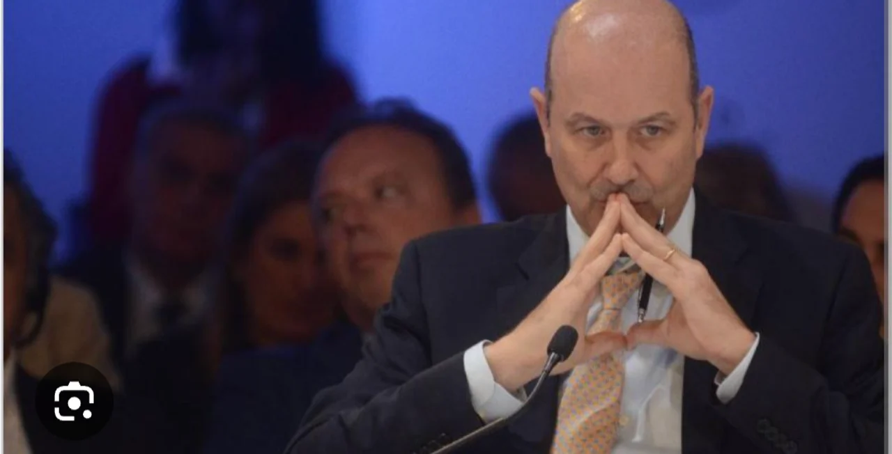 Federico Sturzenegger quiere que las patronales ayuden al Gobierno a romper los convenios colectivos