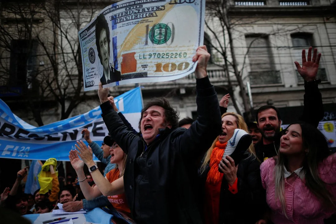 La economía no repunta, por ello el gobierno se apura con el nuevo blanqueo