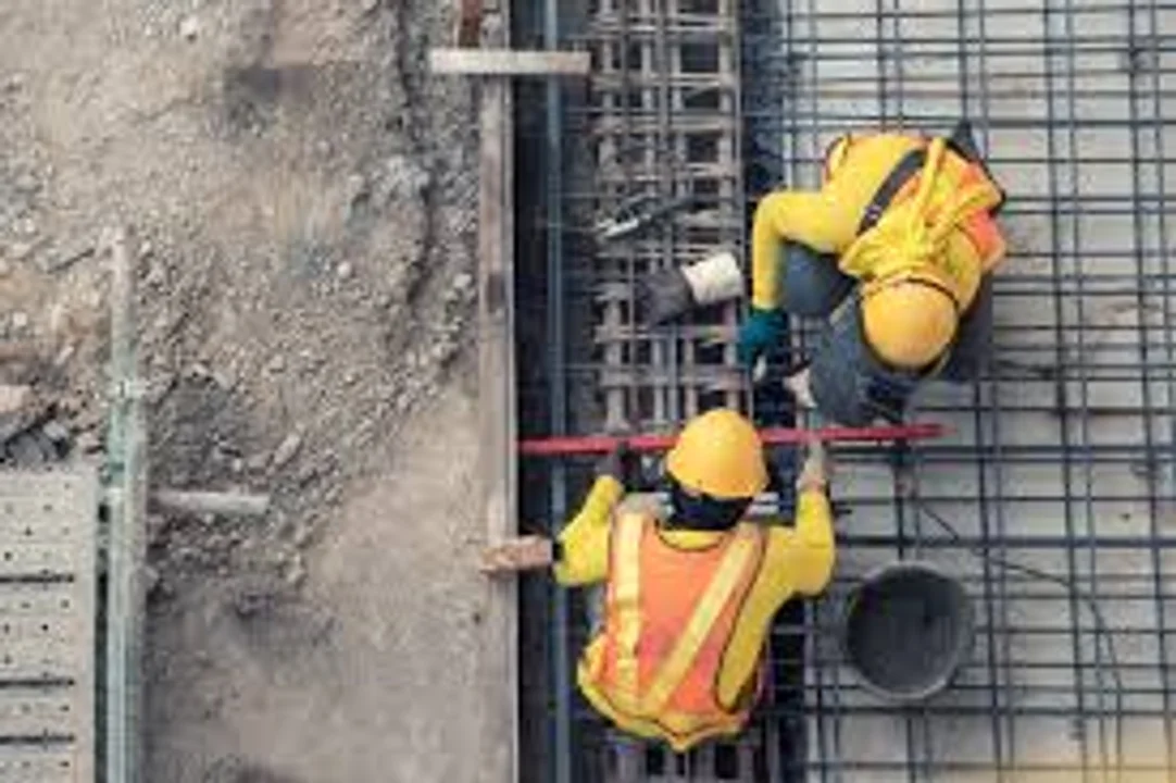 La construcción cayó en mayo.